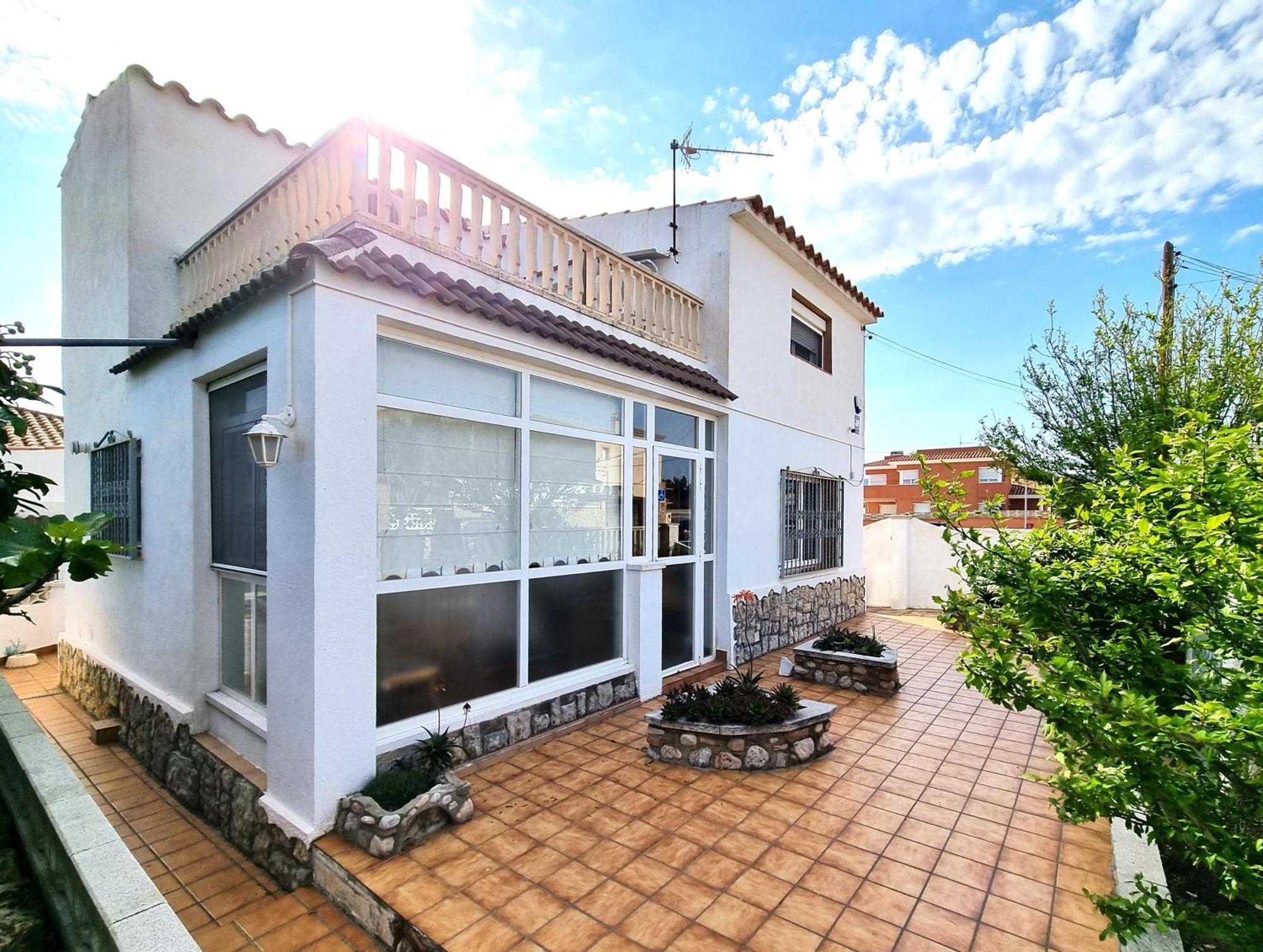 Villa Aquamarina: Mediterranean Getaway with Garden and Sea Proximity Miami Playa Exterior photo